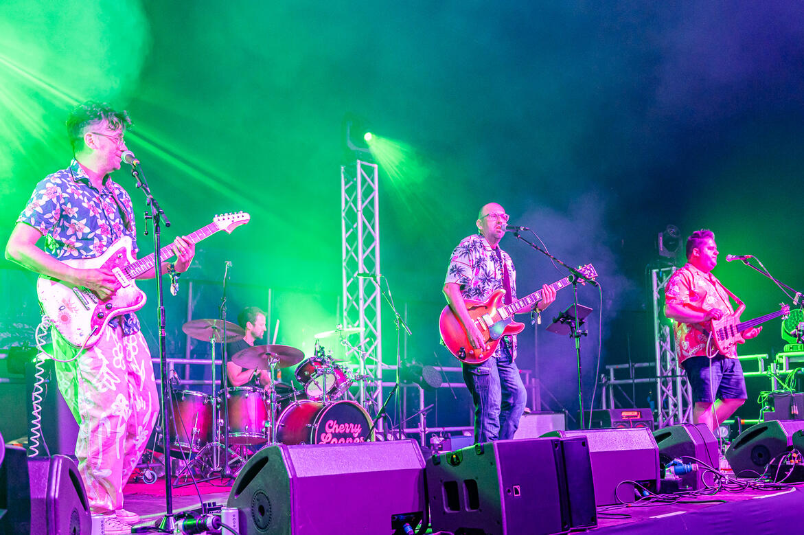 Cherry Looper at Silverstone